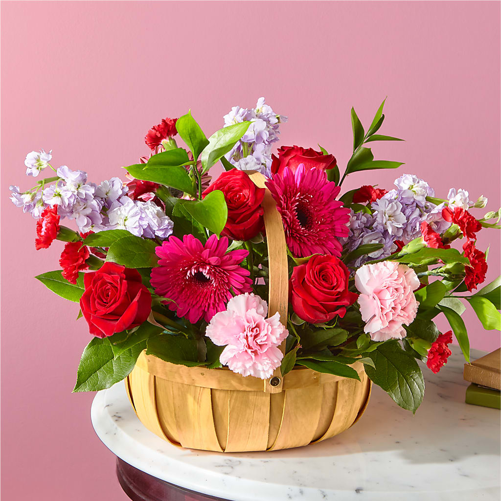Pink Picnic Basket – Boston City Florist, Boston MA