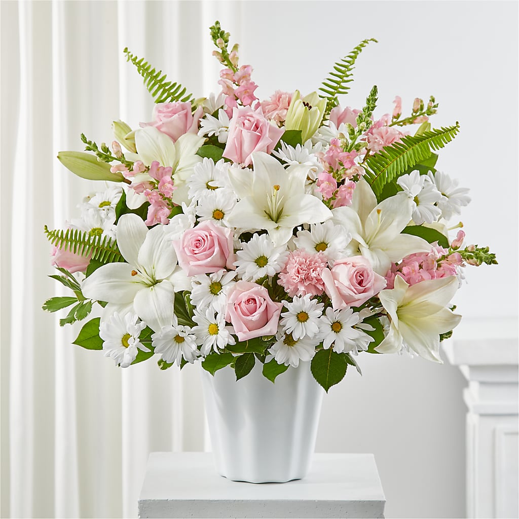 Soft Touch Tabletop Basket – Boston City Florist, Boston MA