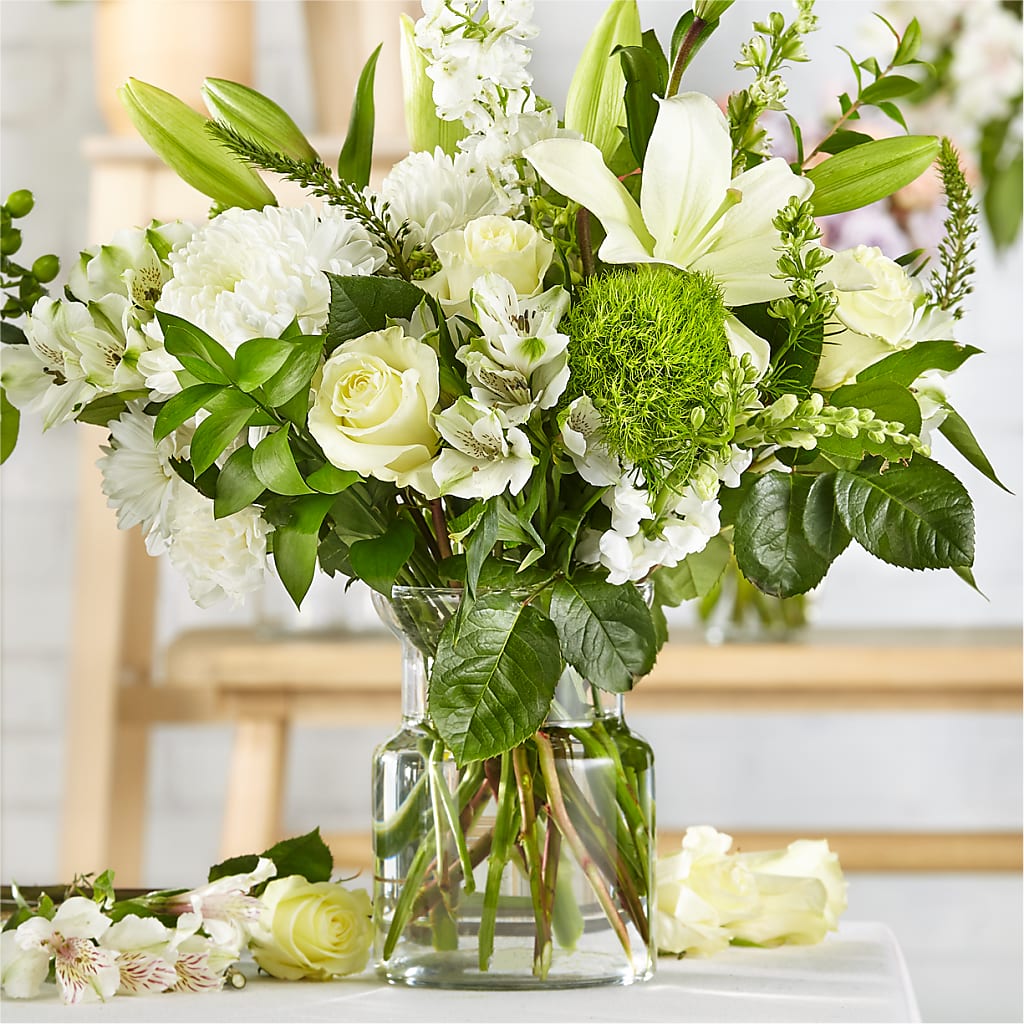Classic Ivory – A Florist Original – Boston City Florist, Boston MA