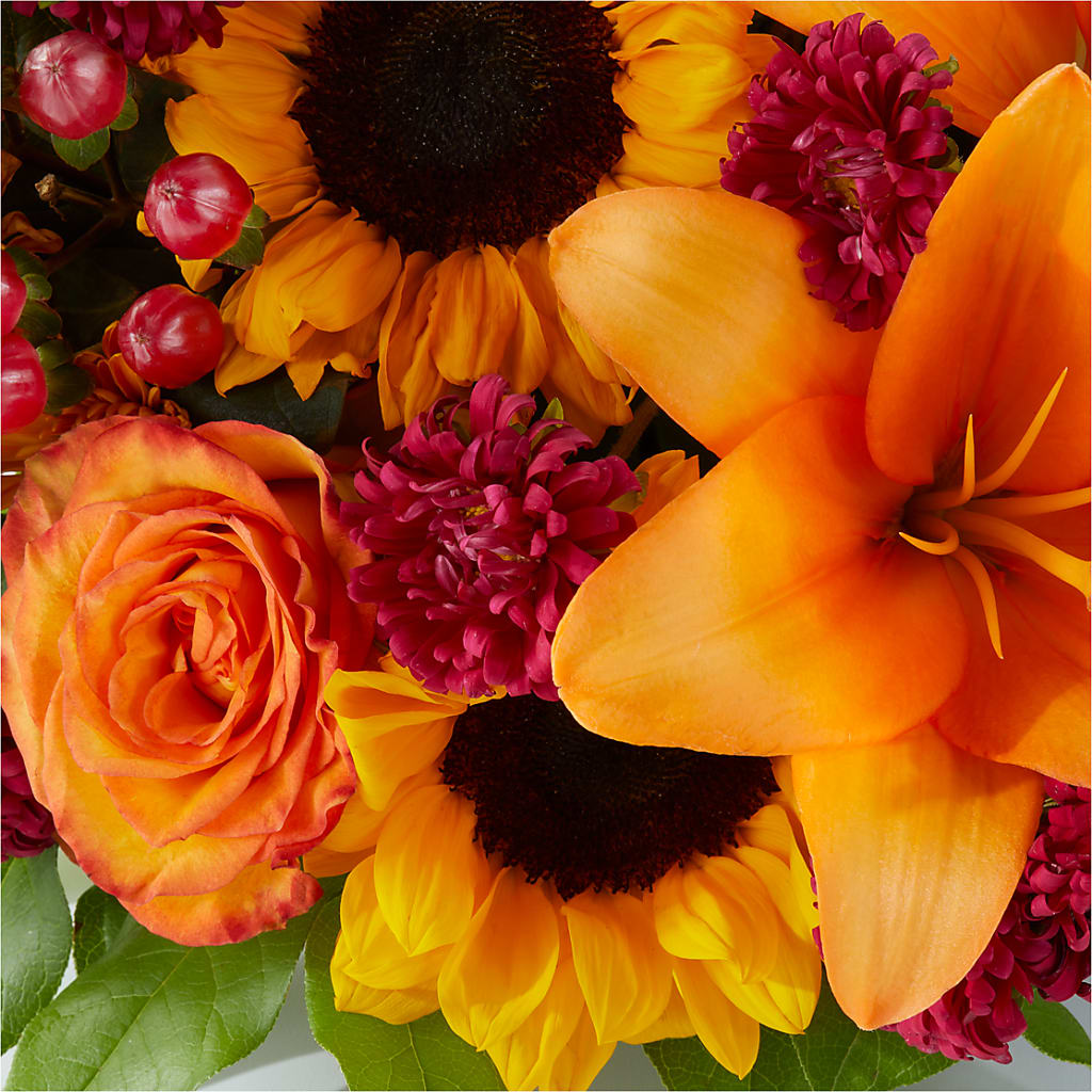 Grateful Centerpiece –  Boston City Florist, Boston MA