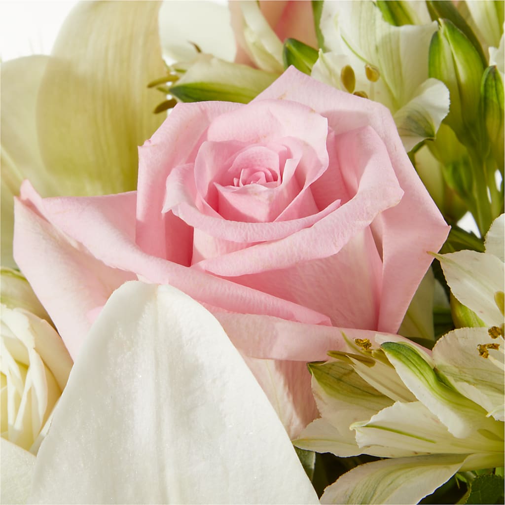 Kindhearted Bouquet –  Boston City Florist, Boston MA